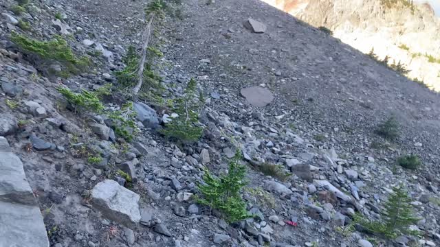 Central Oregon - Mount Jefferson Wilderness - Canyon Creek Meadows + Wasco Lake - FULL - PART 1/3