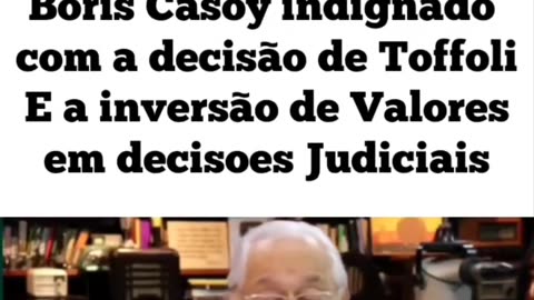 No Brasil o bandido está prendendo o mocinho.