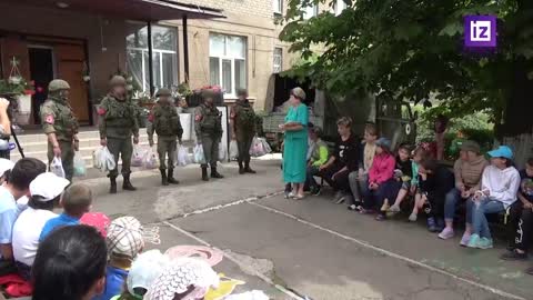 Ruská humanitární pomoc dětským domovům a internátům v osvobozené Luhanské oblasti