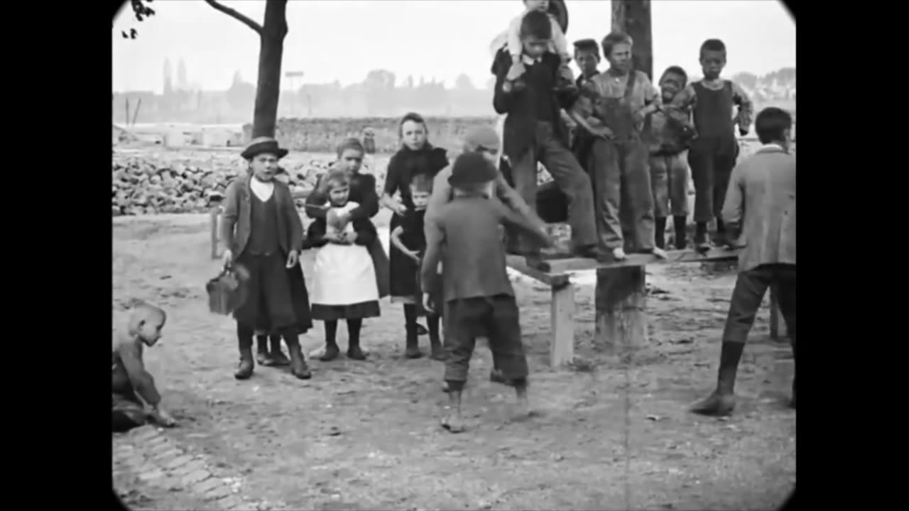 Amazing Rare Footage of Cities Around the World from the 1890's