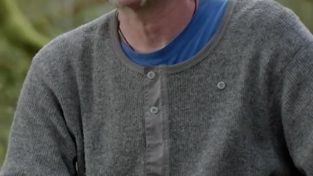 Carver breaks wood carving in the middle of a competition