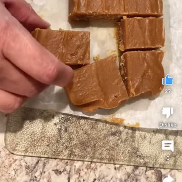 Keto Peanut Butter Fudge!!