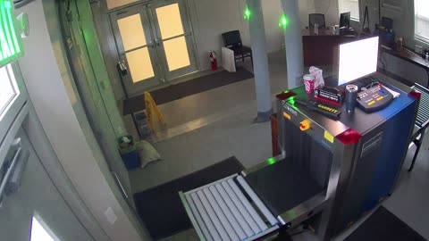 0971USCG00SouthTrailer_2021-01-06_16h20min01s883ms.mp4