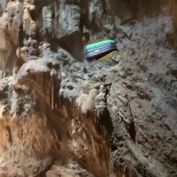 Prashuting into a huge cave is not as easy as it might seem