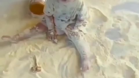 Cute Moments and Funny Babies for Your Week