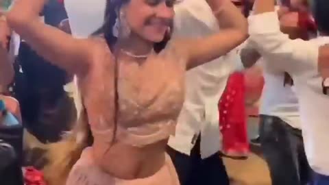 tip tip barsa Pani song singer best singer dance 😘😘#viral #short hairstyle#Bunnyekka#youtubeshorts 