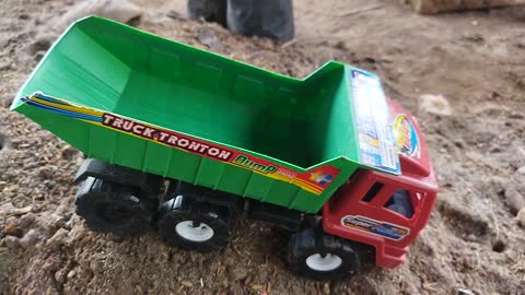 TRUCK TRONTON