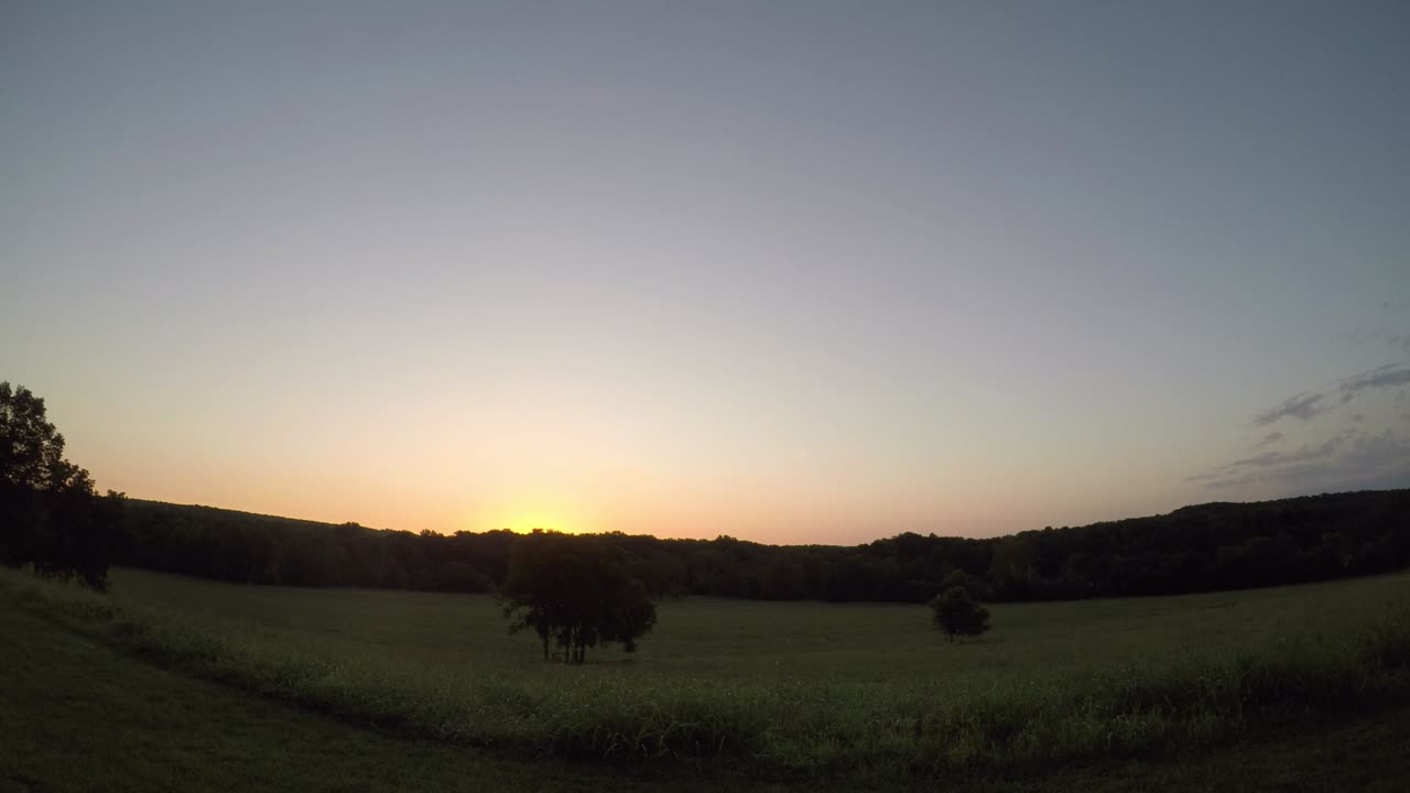 Sun ☀ Rise 7 30 23 68f/20c