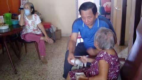 Grandma visited by HTC 12 August 2021 141101