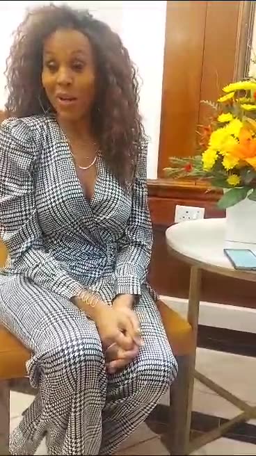 Deborah Cox reacts to Cape Town remix of her famous song