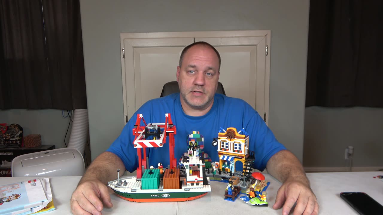 Lego 60422 Seaside Harbor with Cargo Ship Set Review