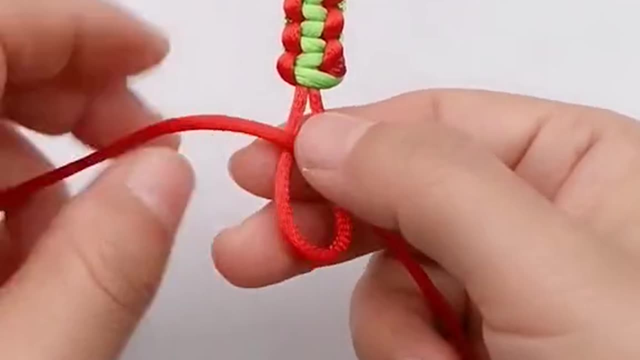 How to make a cute and attractive wristband