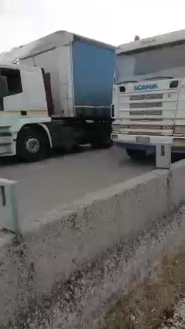 🇮🇹 Italian Truckers Shut Down To Protest COVID TYRANNY ITAL