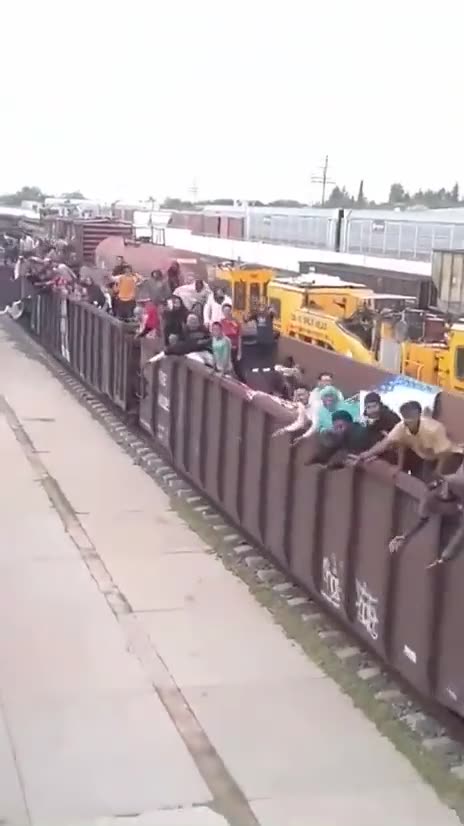 Train filled with military-aged illegals heading to USA