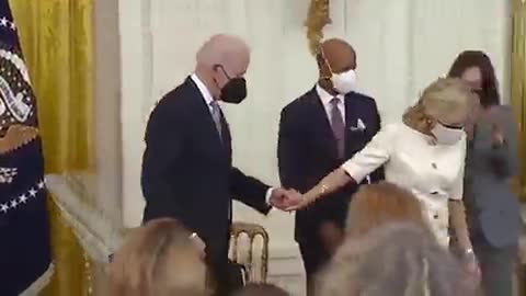 Dr Jill helps the Leader of The Free World walk across the room