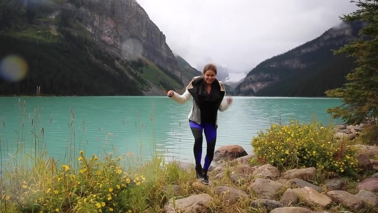 A 20 second video of Lake Louise