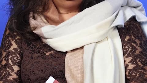 Catherine Bouissou își prezintă cartea „Îi terminăm de tot pe asistenți”
