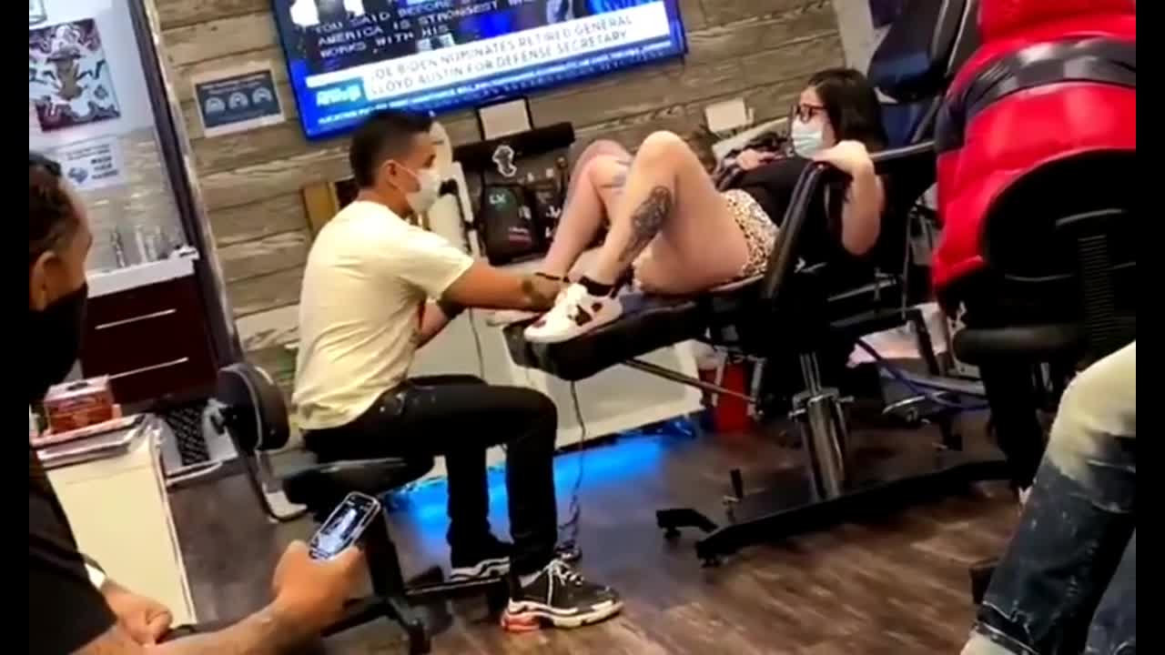 WOMAN SQUIRTS while getting a TATTOO