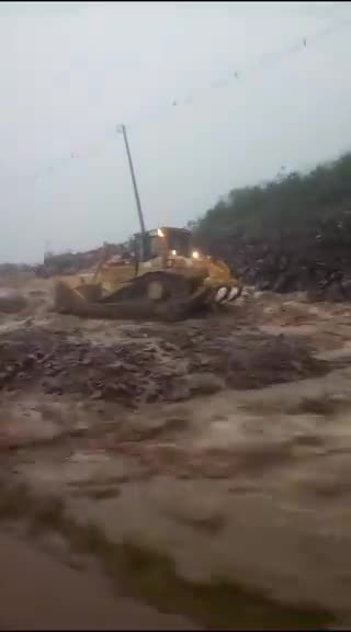 Forte temporal causa alagamentos no trecho da BR-386 em Soledade