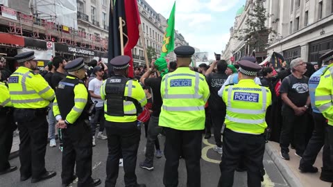 Islamic March Shuts Down London: More Evidence of Two Tiered Policing?