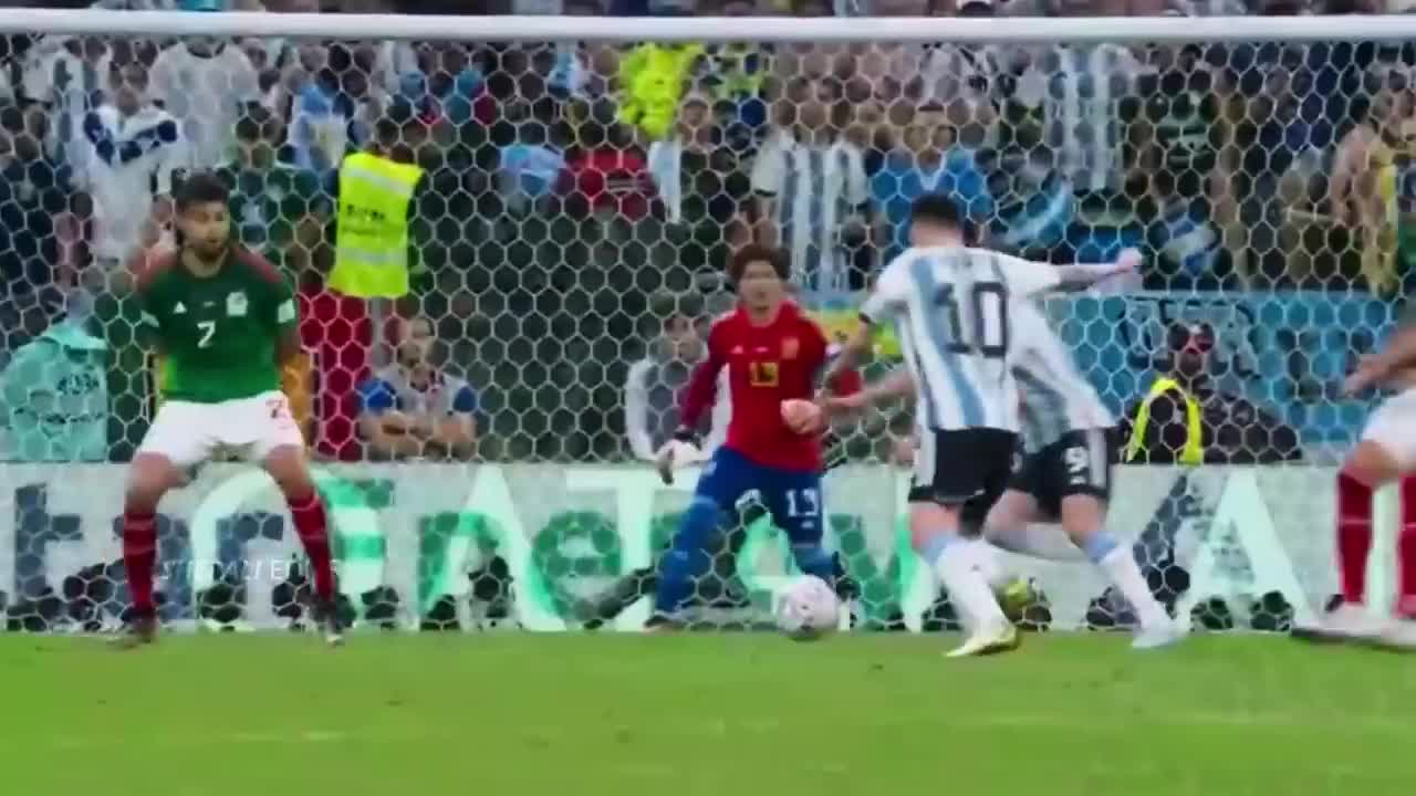 6 UNFORGETTABLE World Cup Moments - Lionel Messi