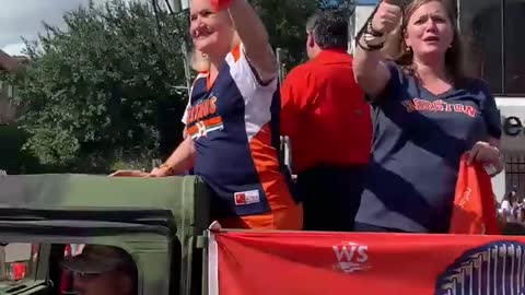 Senator Ted Cruz ATTACKED at Astros Championship Parade, Gets Beer Thrown at Him
