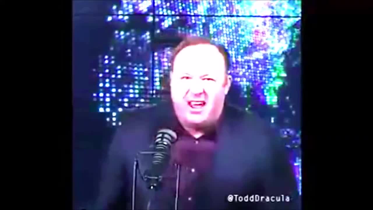 Alex Jones Earrapse Screams about globalists but its ambiant Lofi in the background