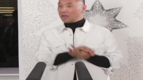 20220526文贵先生直播：人生防止 #暴心（规则之外的野心），佛教三样（认知、感悟、觉醒）做不到，就 #妥协。新事物和决裂两回事，打破妥协，就剩下决裂！