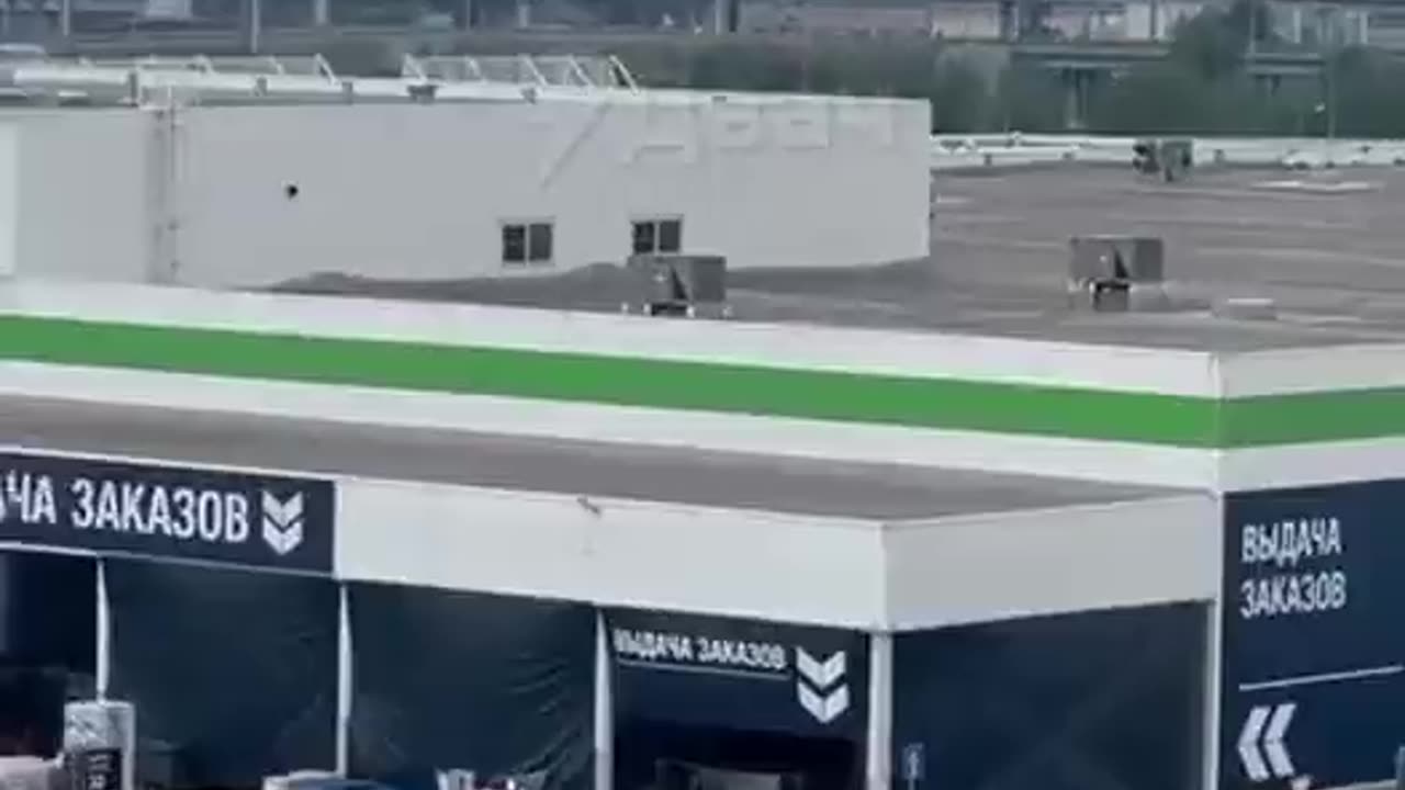 ⚡️Video of the oil depot blowing up in Voronezh