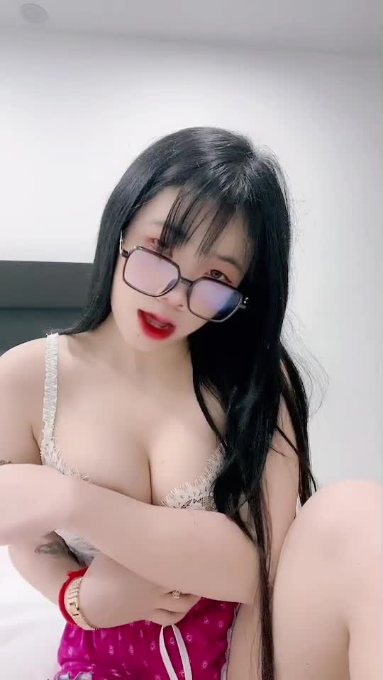 #cute Asian beautiful girls