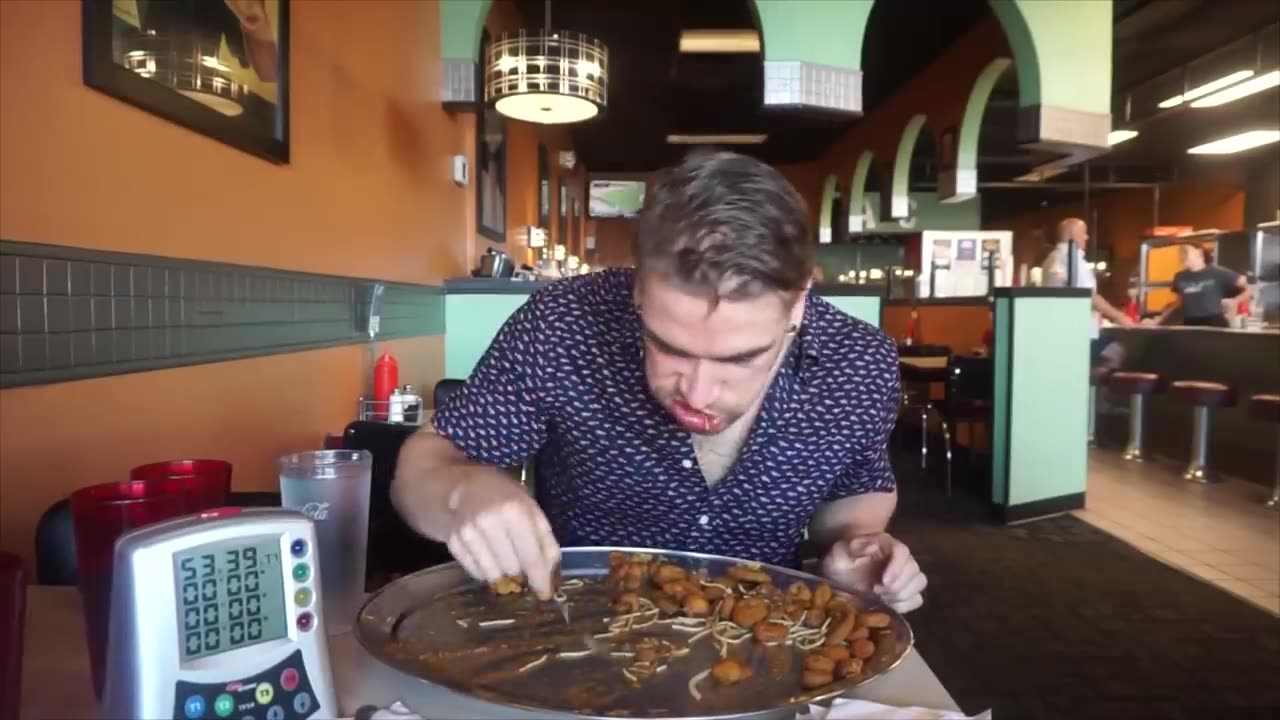 FAMOUS 8LB SPICY CHILI CHALLENGE IN CINCINNATI OHIO | ON FOOD NETWORK | | MAN VS FOOD