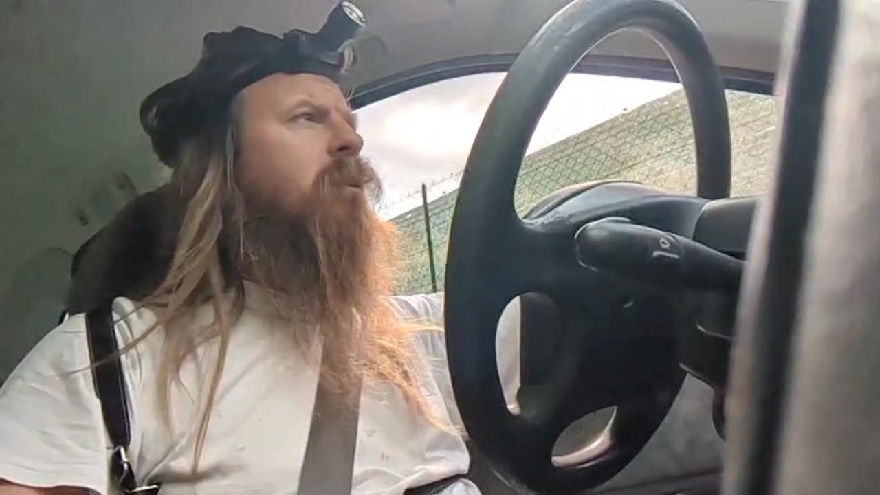 2023-04-30 (1) - speedrun matelas vélo - Twitch Decheterie