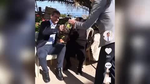 Η ΓΙΑΓΙΑ ΚΑΙ Ο ΜΗΤΣΟΤΑΚΗΣ