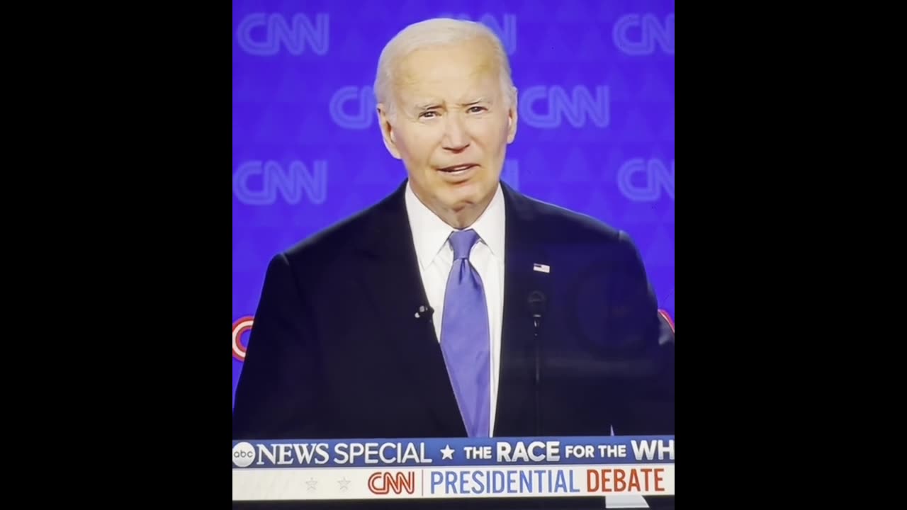 BREAKING News 🔊JOE BIDEN CNN CAUGHT ON CAMER ACHEATING DURING DEBATE