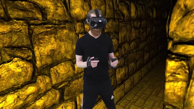 PLAYING DREADHALLS VR!