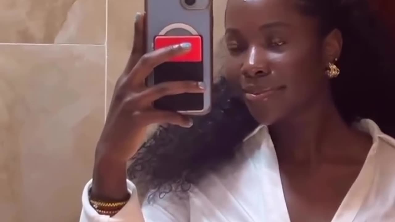 Katrina Ssangalyambogo's braless video