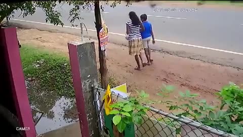 Live accident.. Girl saves boys life