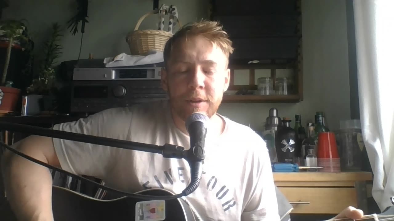 Stuck in the Middle with You by Stealers Wheel Cover performed by Taylor Van Zant