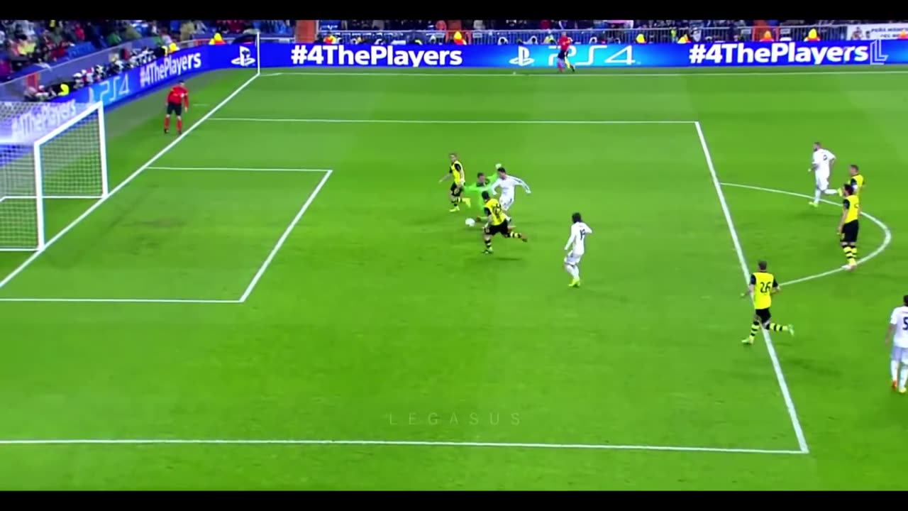 Cristiano Ronaldo Makes “Tap Ins” Look BEAUTIFUL