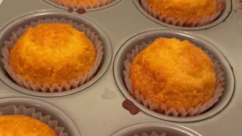 Cornbread cupcakes 😳