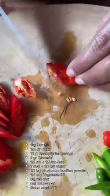 Octopus with Balinese Style Yellow Paste or Gurita Suna Cekuh🙏🏽😊 #bali #cooking #recipe #food