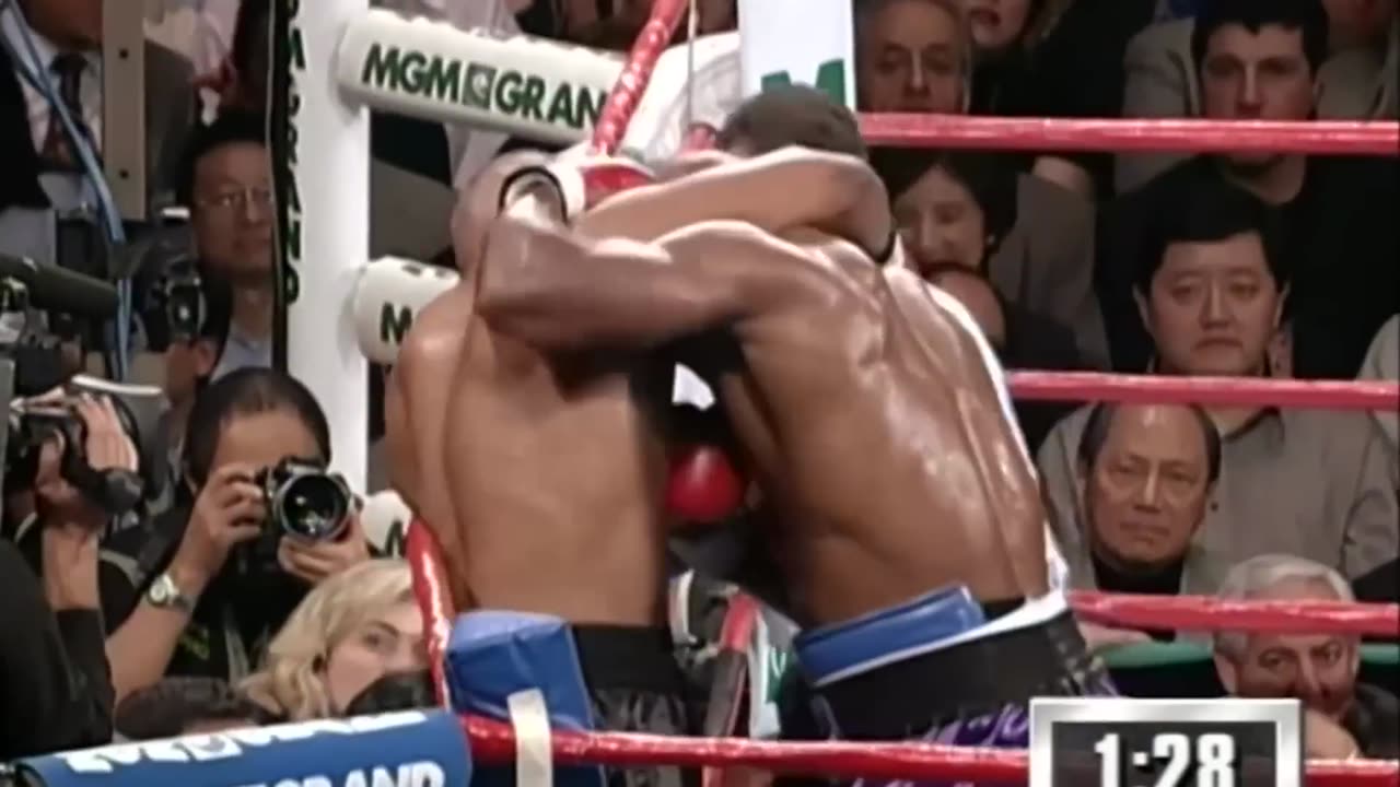 Mike Tyson (USA) vs Evander Holyfield (USA) _ KNOCKOUT, BOXING fight, HD