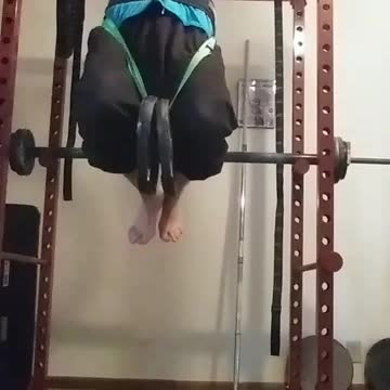 Underhand chin ups