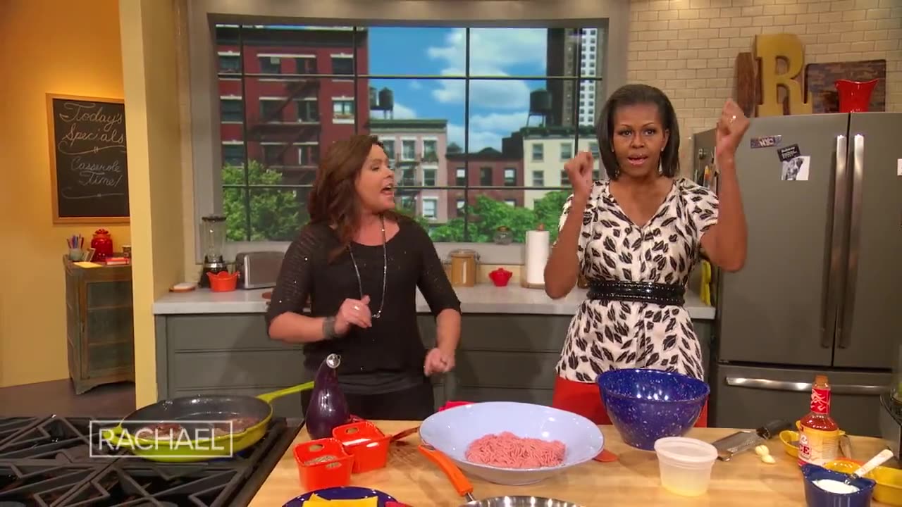 Michelle Obama Toasts Rach's 17 Years on the Air