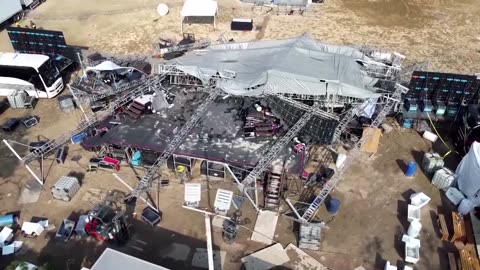 Video shows aftermath of stage collapse in Mexico