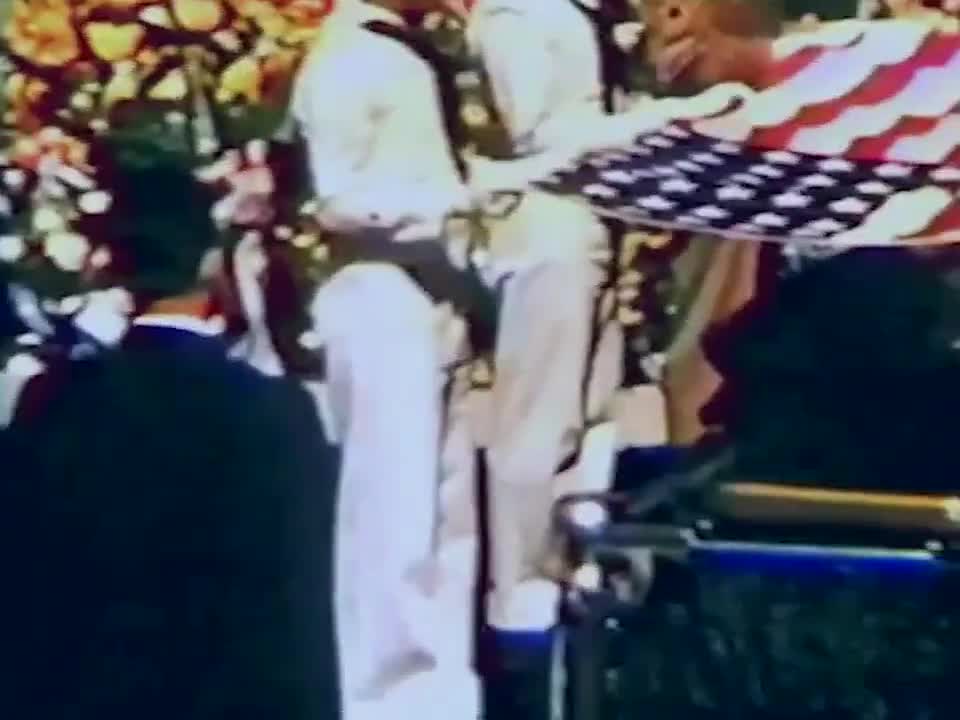 Historic footage of the Tomb of the Unknown Soldier_ WWII and Korean War_4