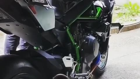 H2R kawasakininjah2r exaust sound 🔥🔥🔥⚡💯