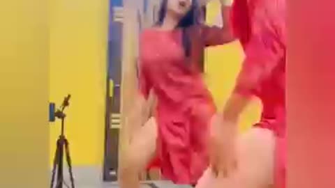 Incredible Dance of Indian Desi Girls