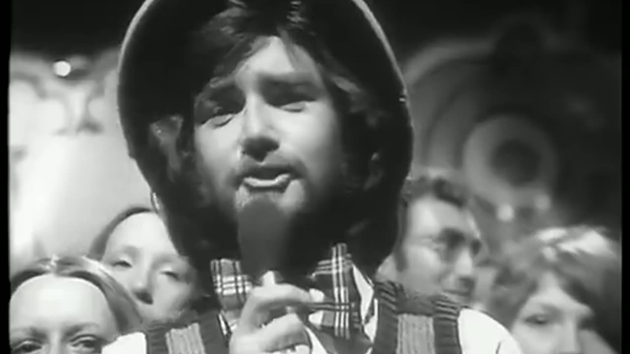 Olivia Newton-John - Take Me Home Country Roads (TOTP 01.02.73)