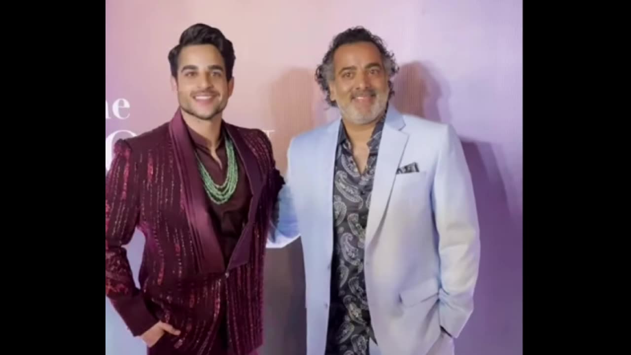 Paras Patel and Aalok Mehta go to Mumbai for the indian fans of the Chosen- Mumbai event